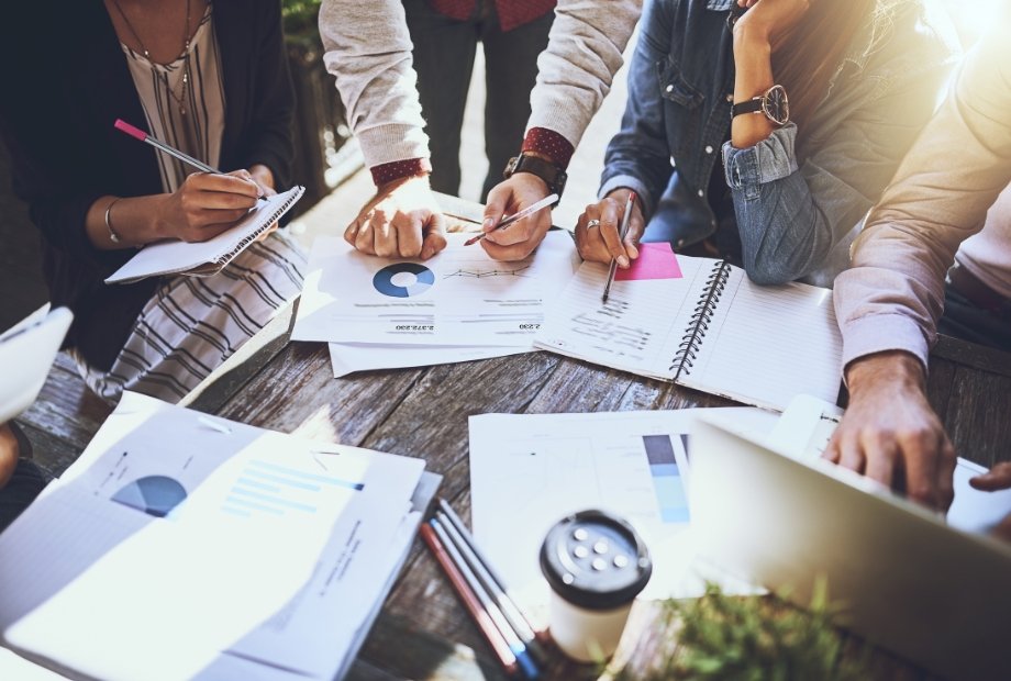 البرامج التدريبية